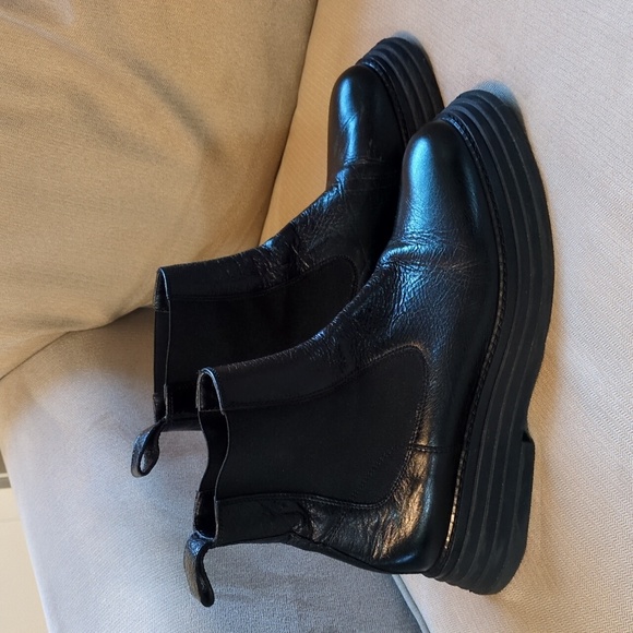 Laura Bellariva Black Leather Chelsea Boots Size 39 - Picture 5 of 14